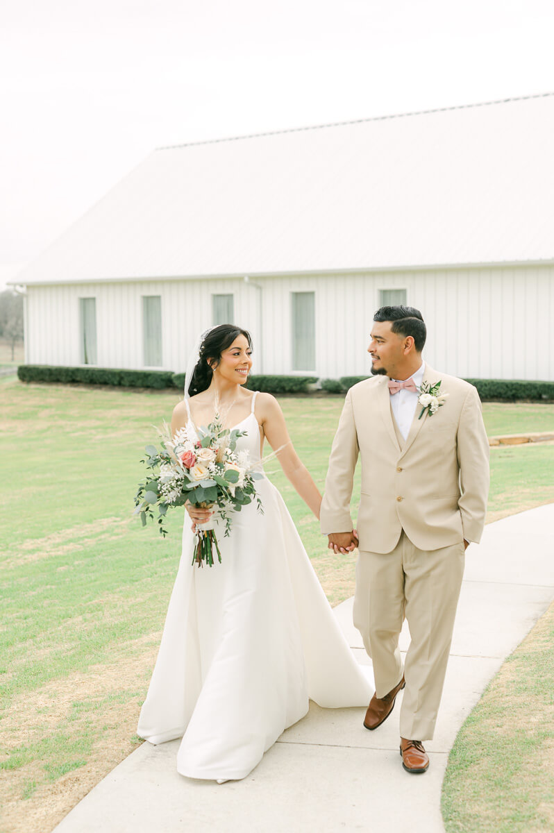 The Farmhouse wedding photography by Houston wedding photographer