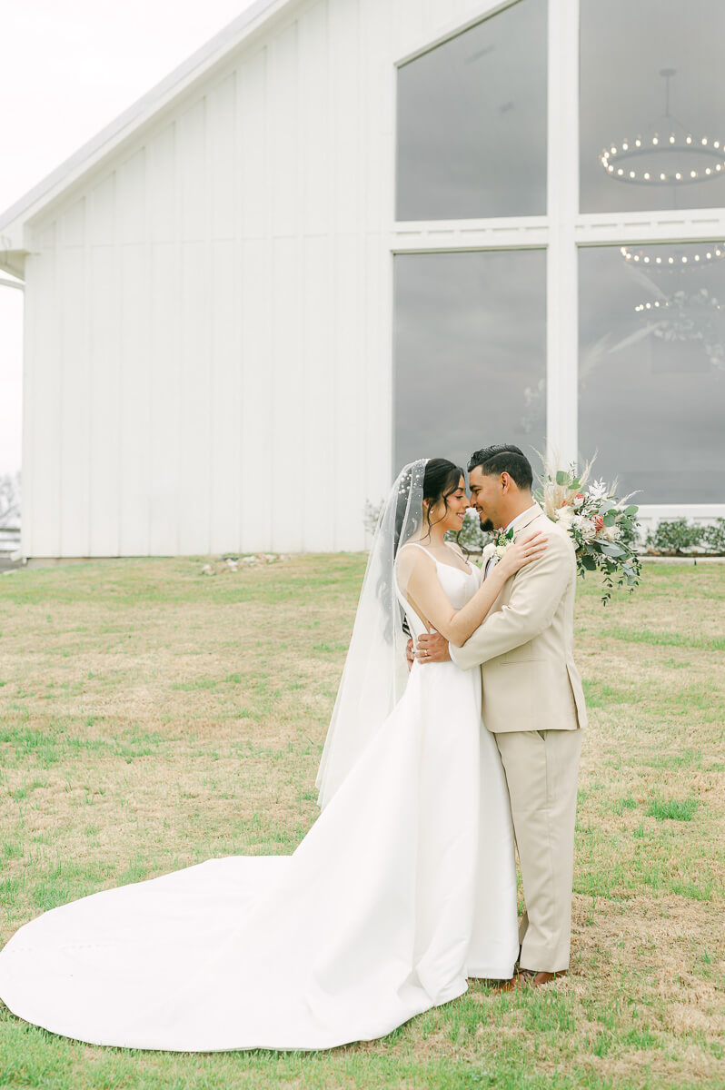 The Farmhouse wedding photography by Houston wedding photographer