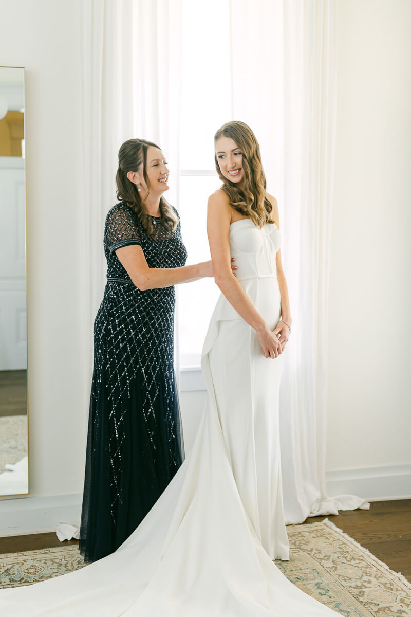 bride getting ready at the grand lady in austin, tx