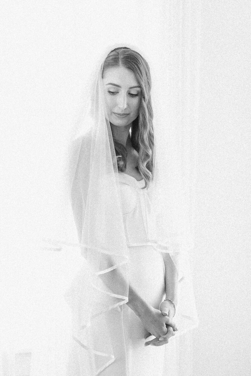 bride getting ready at the grand lady in austin, tx
