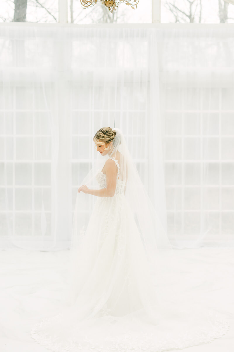 a bridal session in Conroe, Texas 