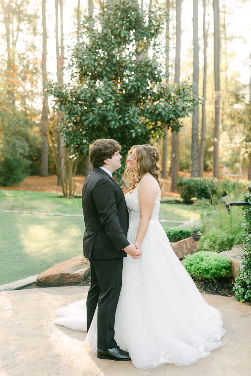 couple posing for houston wedding photographer 