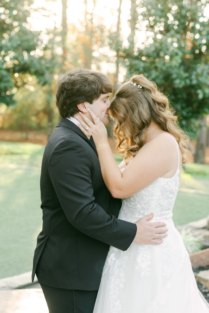 couple posing for houston wedding photographer 