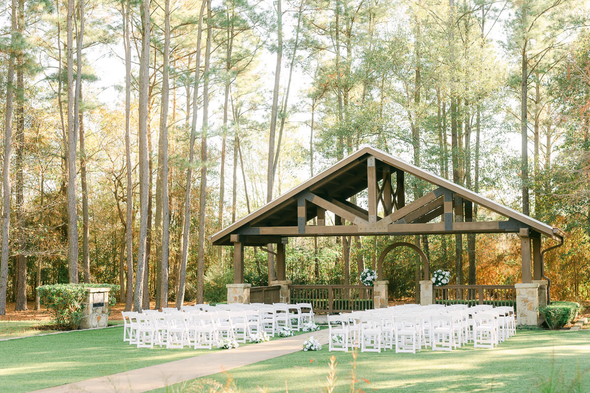 the springs in magnolia wedding ceremony