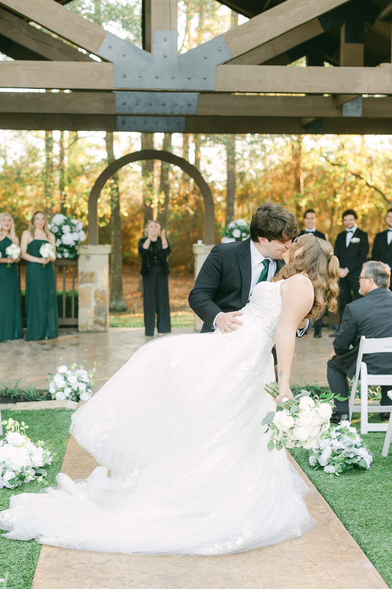 the springs in magnolia wedding ceremony