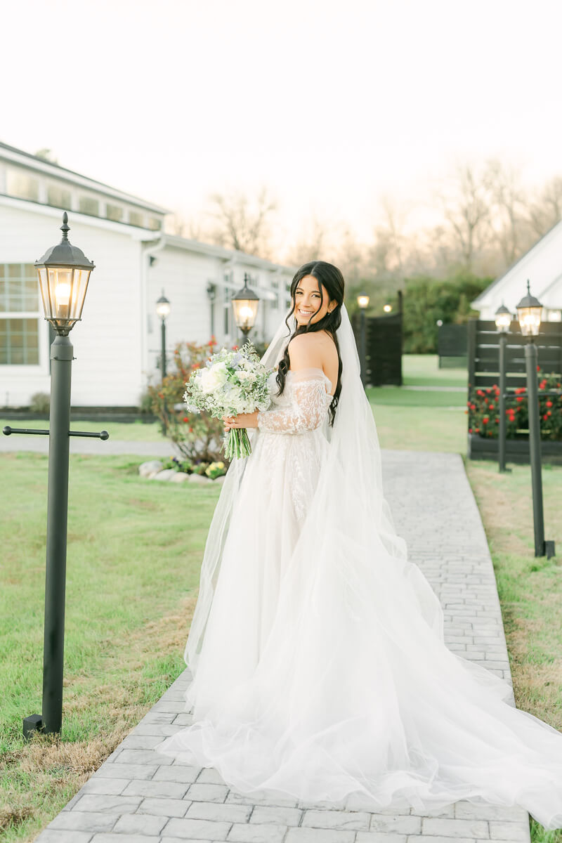 bride outside venue 311