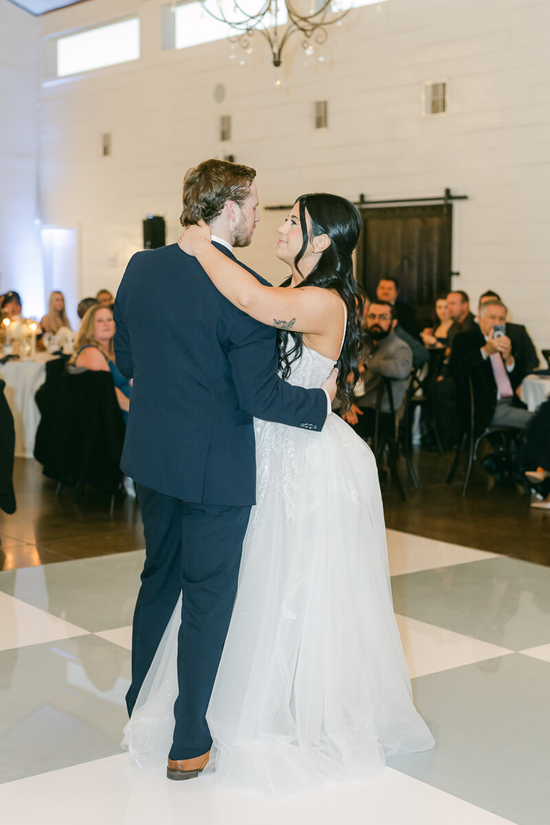 houston wedding photography of first dance