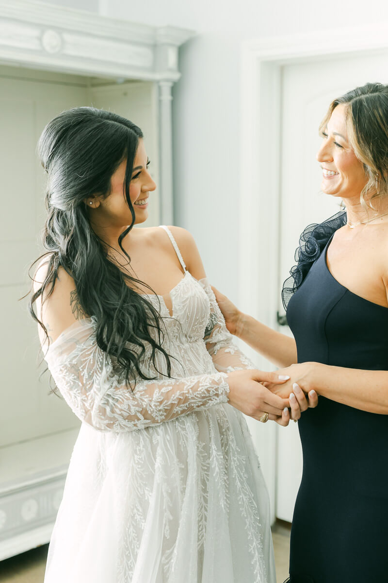 bride getting ready at venue 311 in Plantersville, Tx