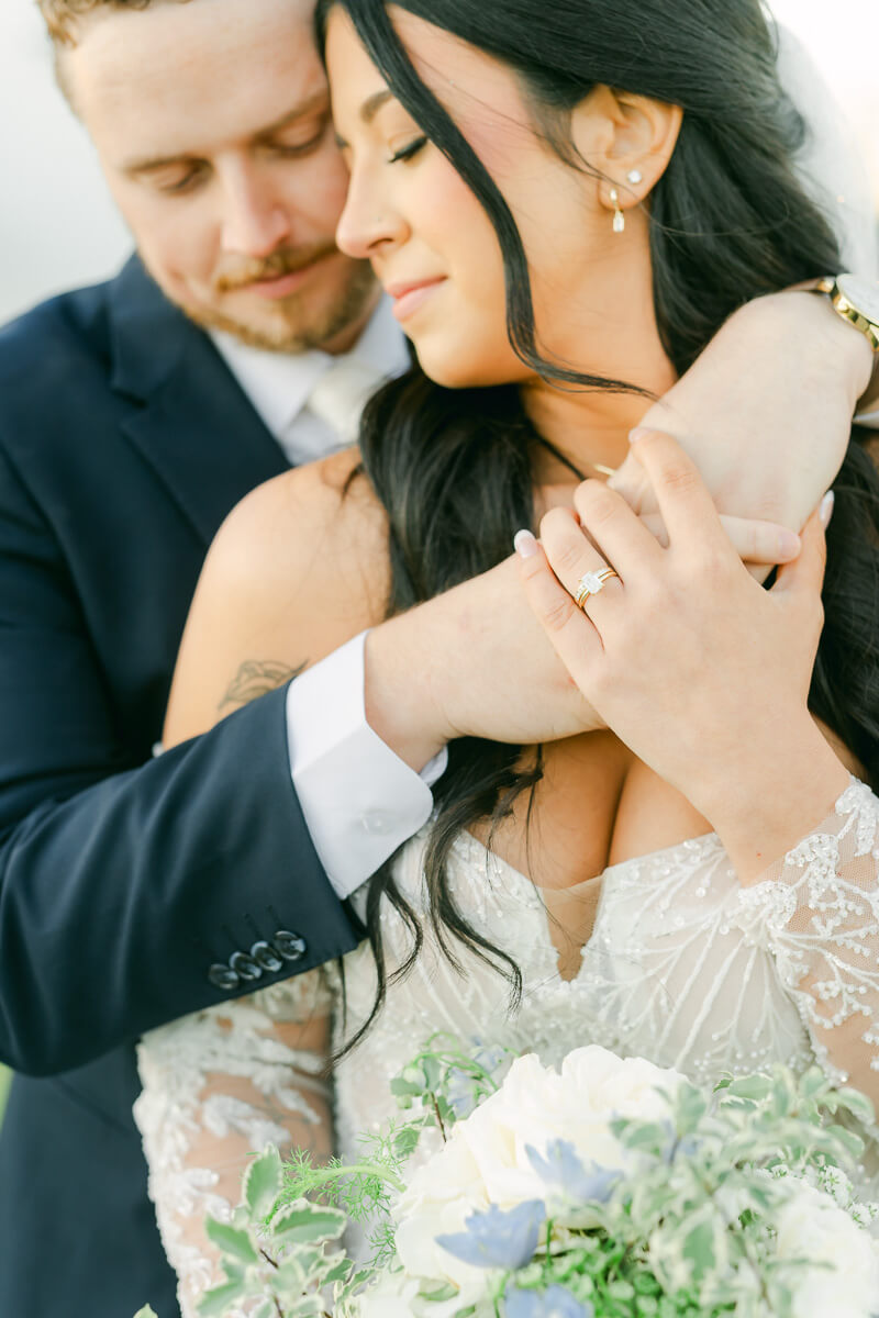 couple posing for houston wedding photographer