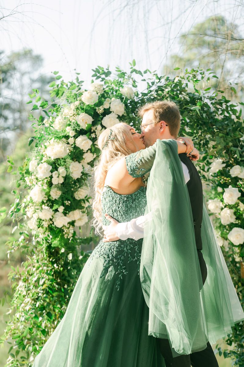 couple during wedding ceremony in Conroe, Tx