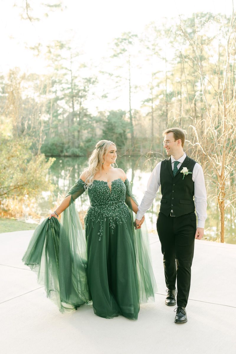 Forever 5 Events photos of bride and groom
