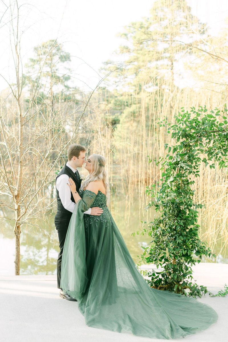 Forever 5 Events photos of bride and groom