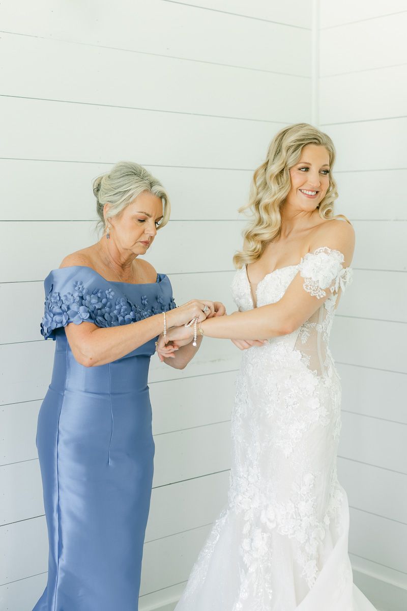 getting ready at The Farmhouse Texas wedding venue