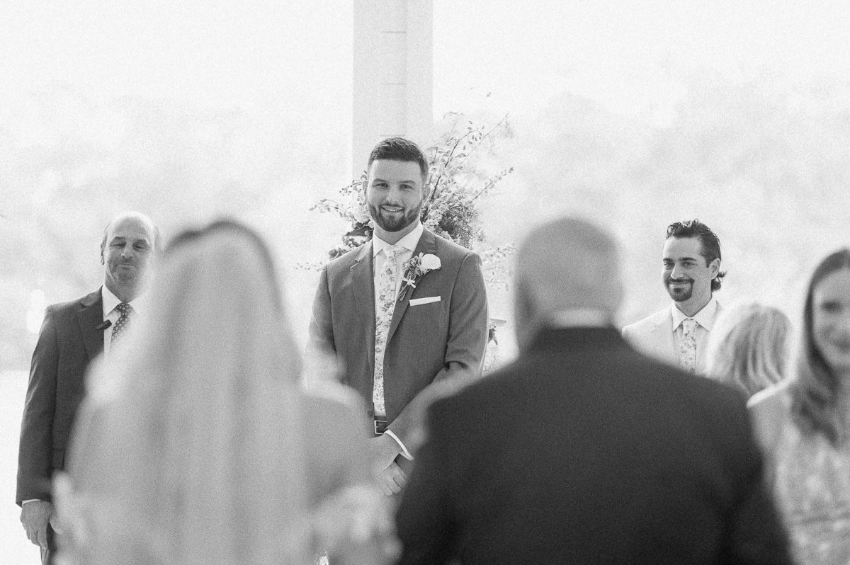groom seeing his bride for the first time