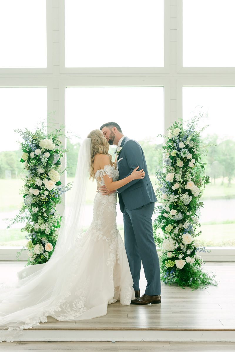 ceremony at The Farmhouse Texas wedding venue