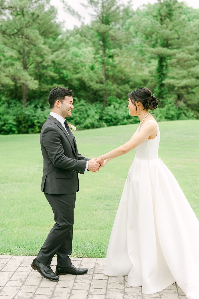 first look at wedding in Plantersville, Tx