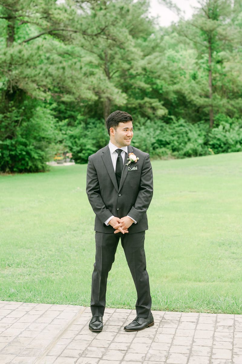 groom seeing bride for the first time