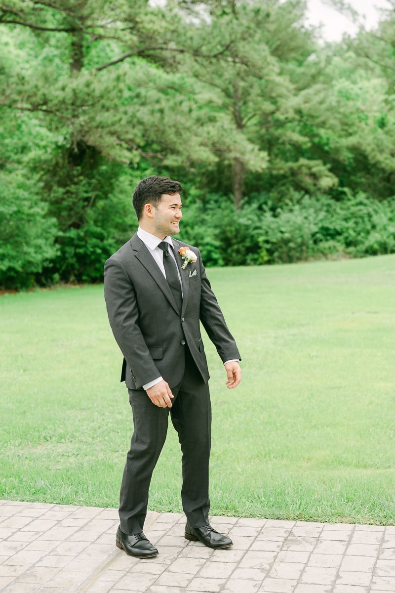 first look at wedding in Plantersville, Tx
