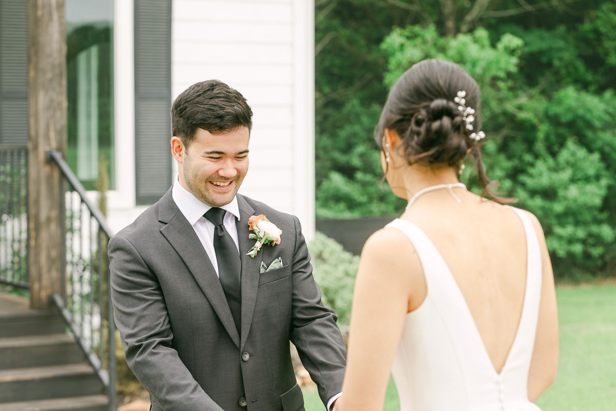 first look at wedding in Plantersville, Tx