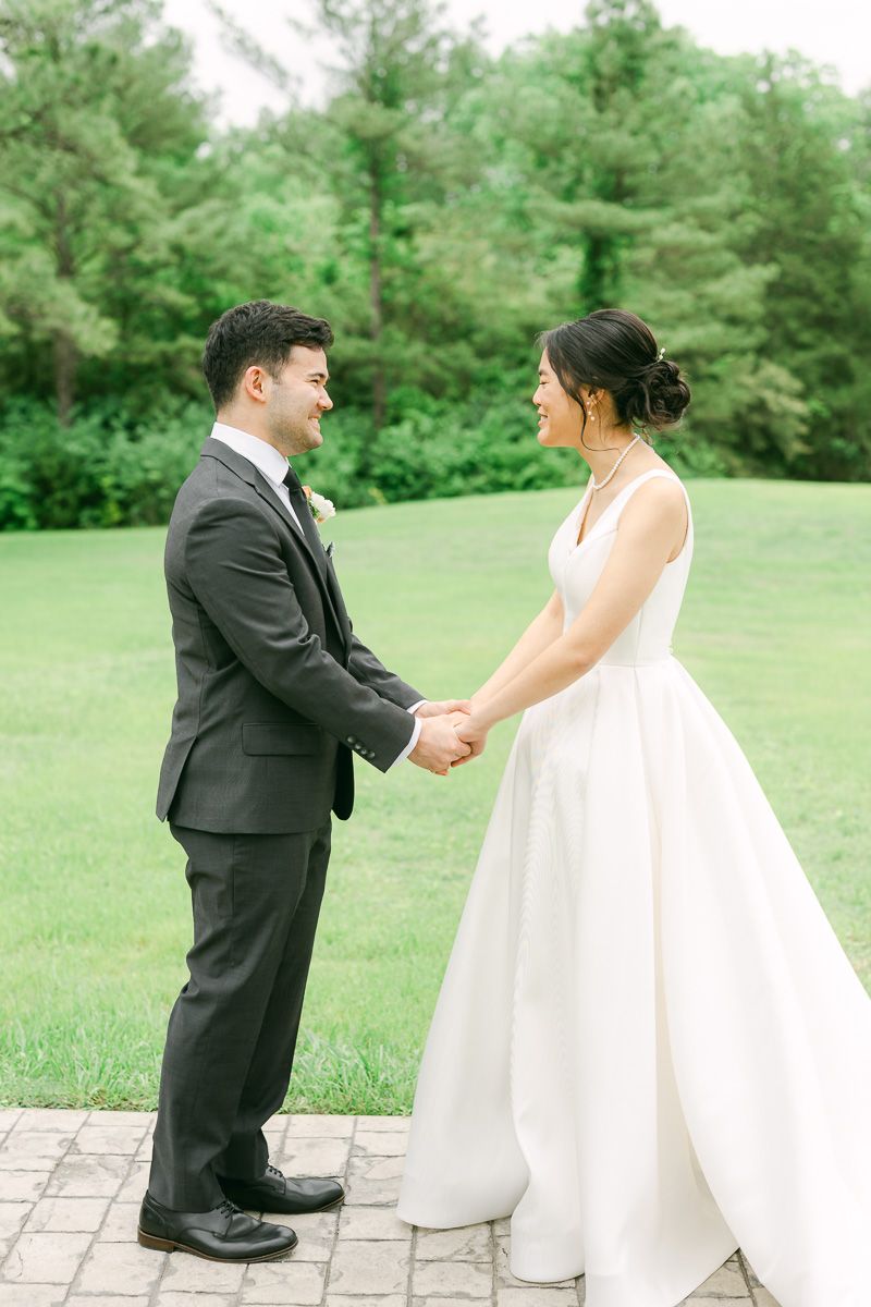 first look at wedding in Plantersville, Tx