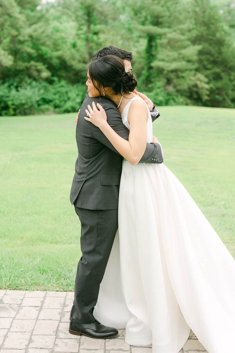 first look at wedding in Plantersville, Tx