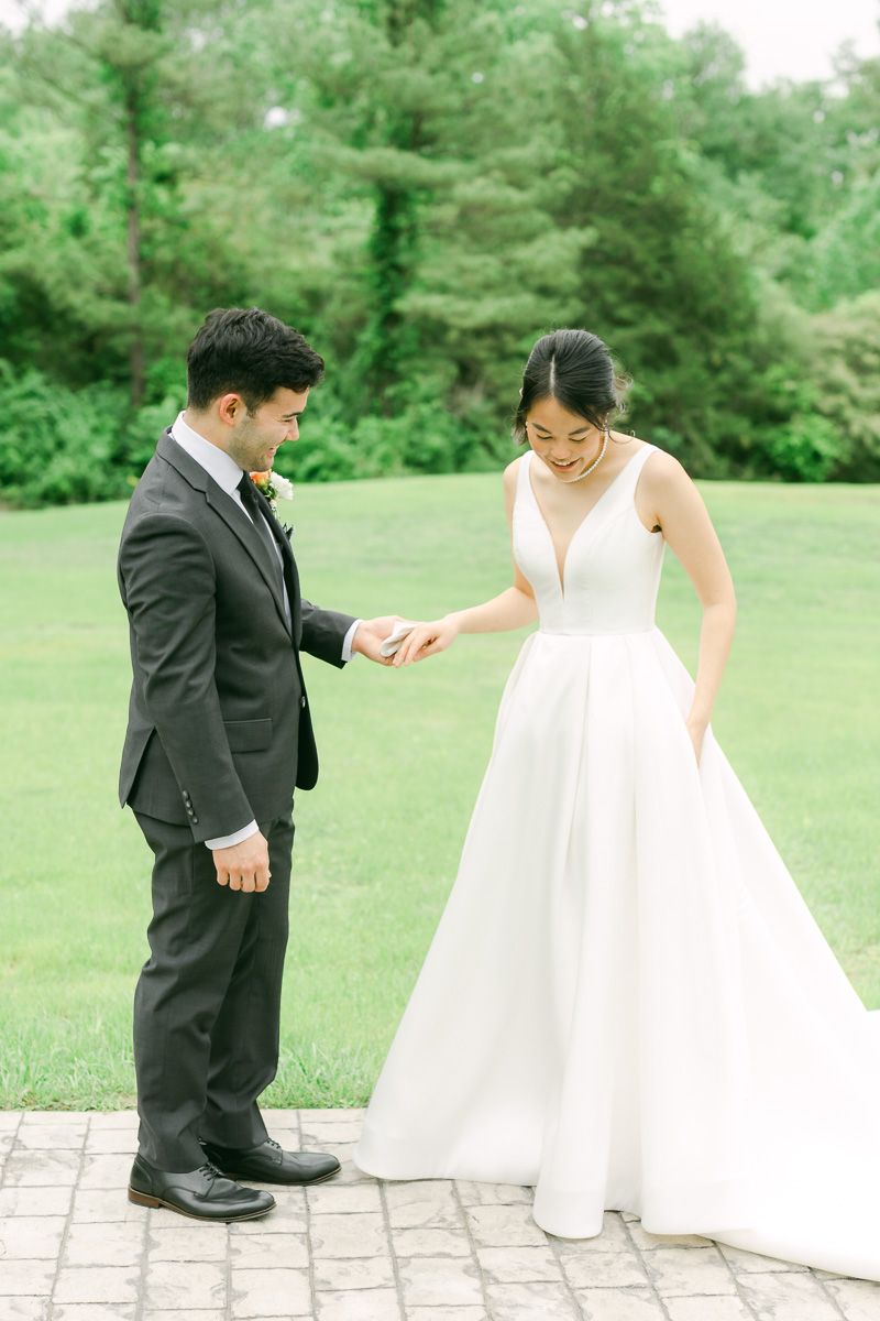 first look at wedding in Plantersville, Tx