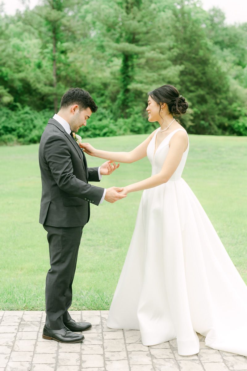 first look at wedding in Plantersville, Tx