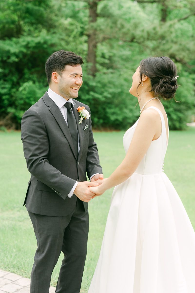 first look at wedding in Plantersville, Tx