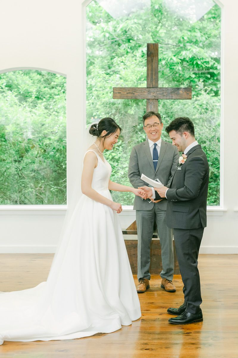 wedding ceremony in Plantersville, Texas 