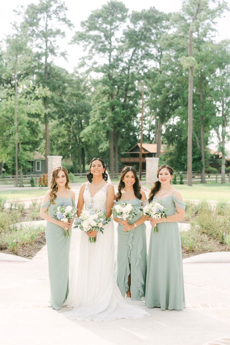 bridesmaids at wedding in Magnolia, Tx