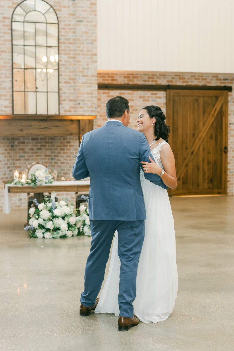 father daughter dance at texas wedding reception