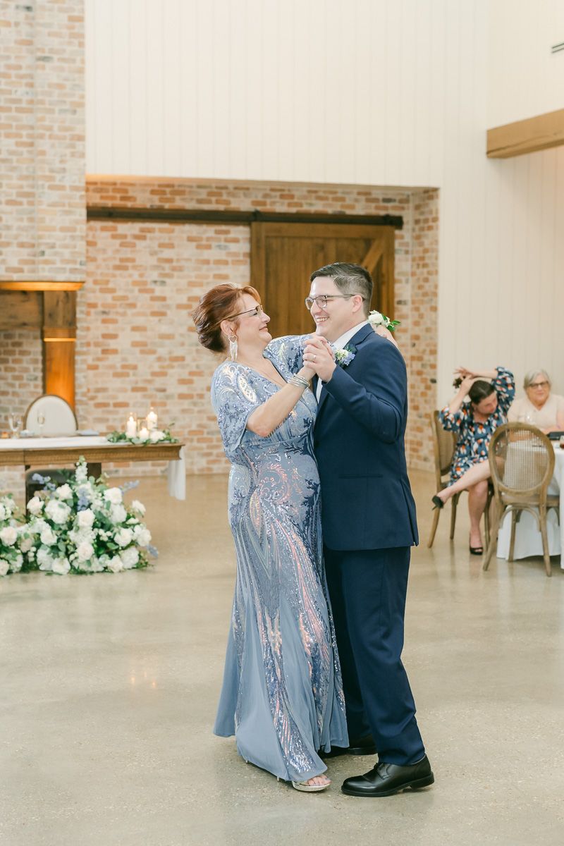 mother son dance at texas wedding reception