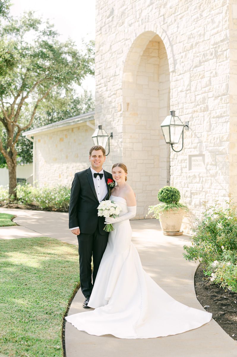 couple at their black tie wedding at Briscoe Manor