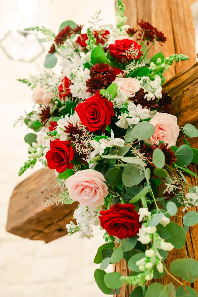 floral details for indoor chapel wedding