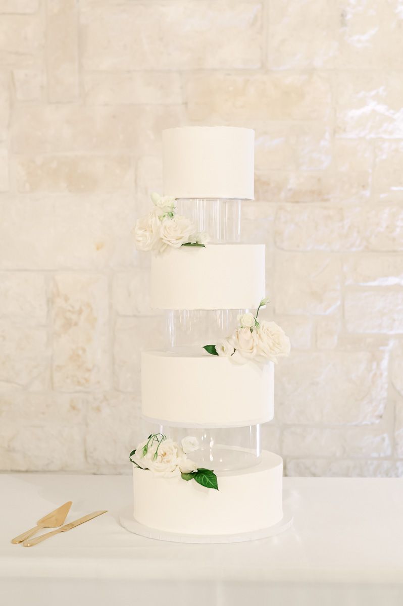 tiered white cake