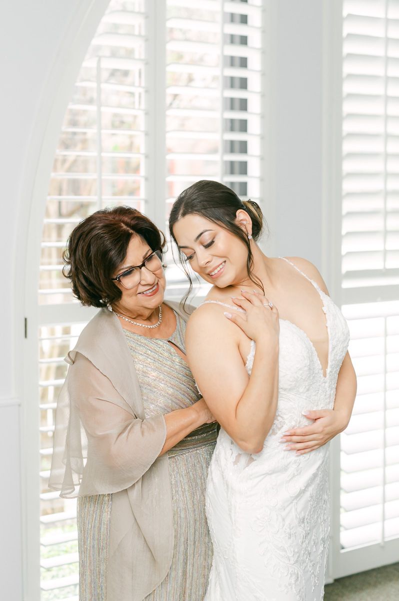 bride getting ready before wedding