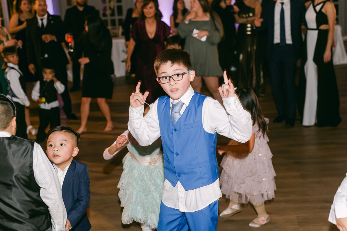 wedding reception dancing