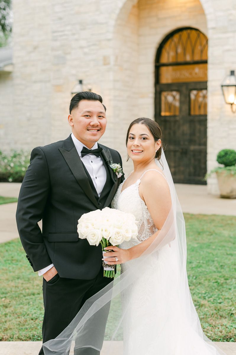 bride and groom at their fall wedding at Briscoe Manor