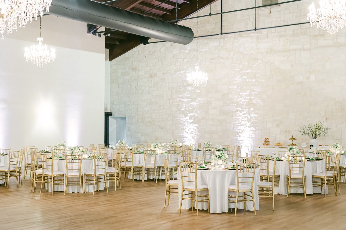 all white reception details at Briscoe Manor
